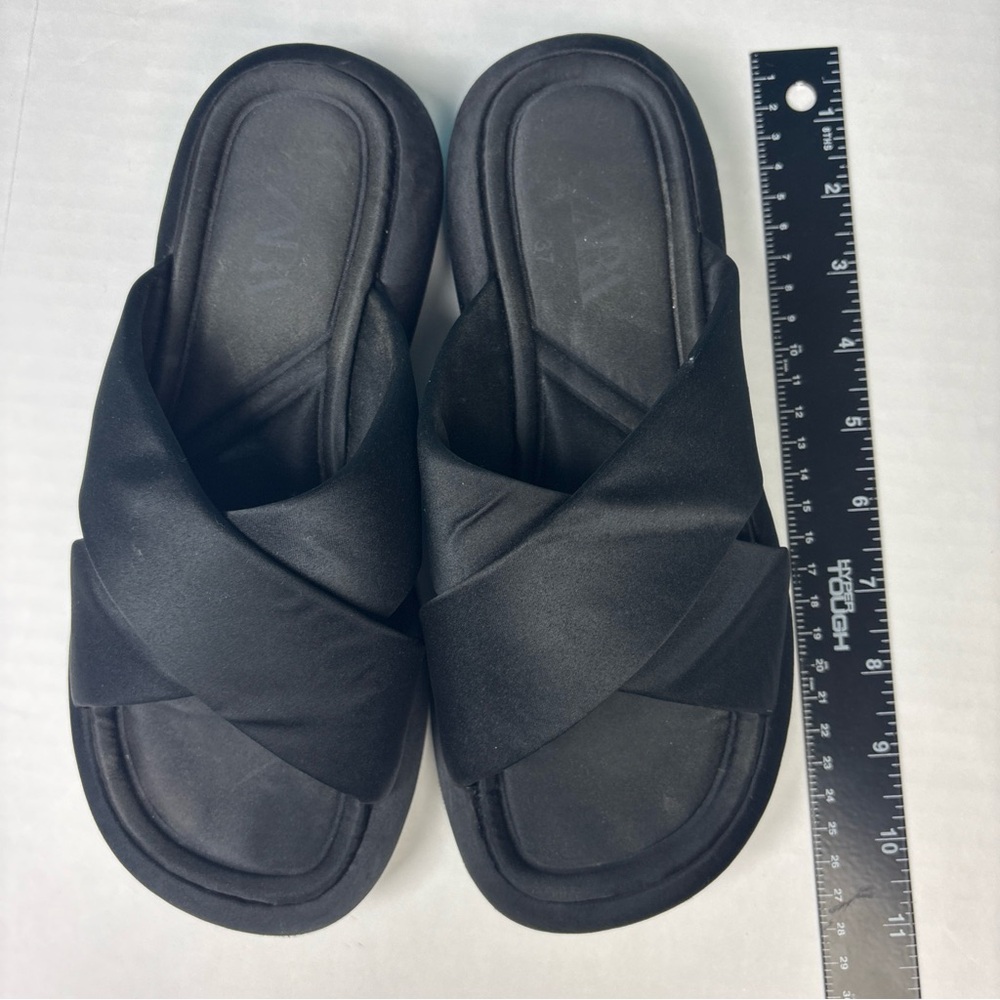 Zara Women Size 37 Slides Sandals Flat Fabric Black Satin Wide Crossed Strap - Picture 2 of 8